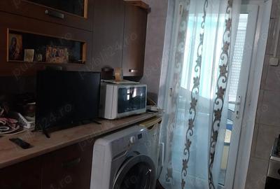 Vand apartament 3camere - 4