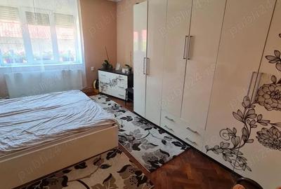 Casă cu 4 camere în Central - 2