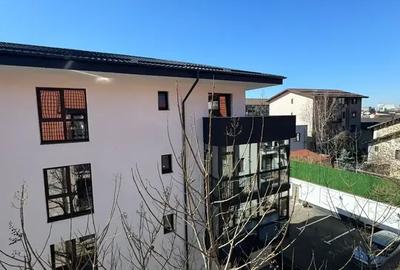 Apartament cu 4 camere semidecomandat în Andronache - 15