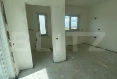 Casă cu 4 camere cu Teren 500 Mp în Central - 2