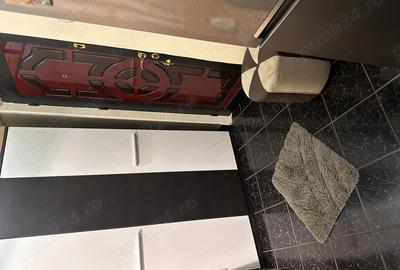 Apartament cu 3 camere semidecomandat în Central - 1