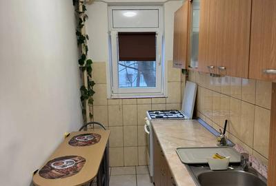 Apartament cu doua camere decomandat - 4