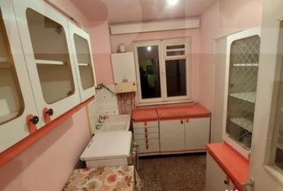 Apartament cu 3 camere semidecomandat în Central - 8