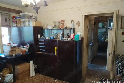 Apartament cu 3 camere semidecomandat în Onești - 9