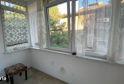 Apartament cu 2 camere semidecomandat în Grivița