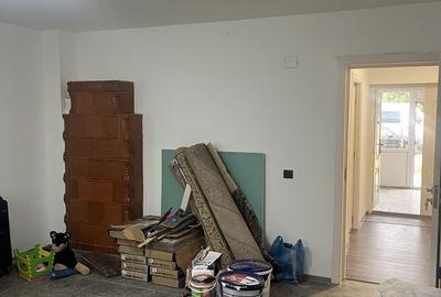 Casă cu 2 camere decomandat în Tătaru - 1