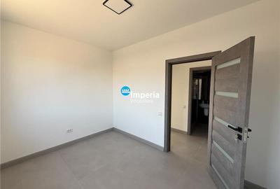 Spațiu industrial, de 590 mp, în Zona industrială - 12