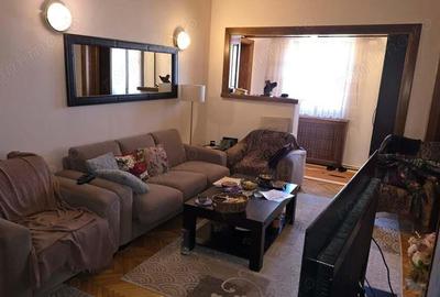 Vand apartament 4 camere dec. in Deva, ultracentrala (la 2 minute de Primarie), etaj 1, mobilat - 3