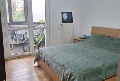 Apartament cu 3 camere în Tei - 10