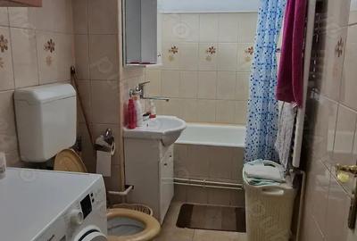 Apartament cu 2 camere decomandat în Dâmbu Pietros - 1