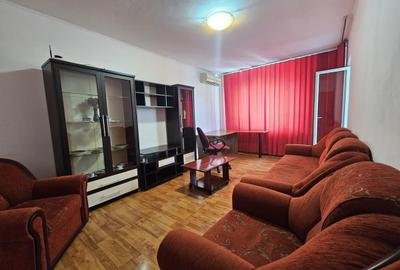 Apartament cu 3 camere decomandat, mobilat în Trafic Greu - 1