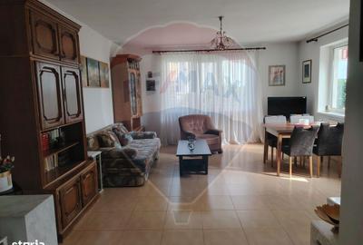 Casă cu 4 camere în Central - 8