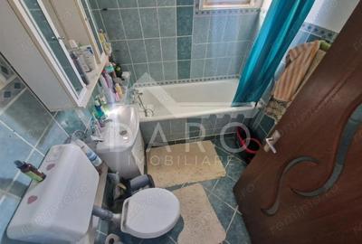 Apartament cu 3 camere in Tudor - 8