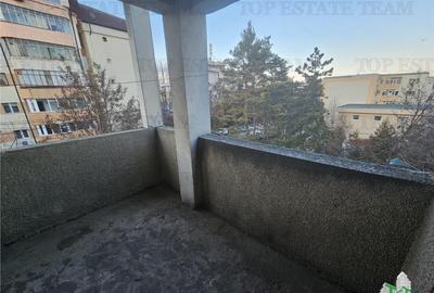 Vila spatioasa 11 camere la gri in centru Pitesti - 7