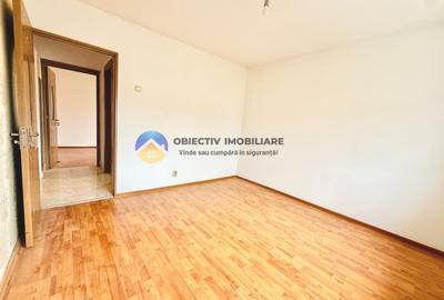 Apartament cu 3 camere decomandat în Precista - 12