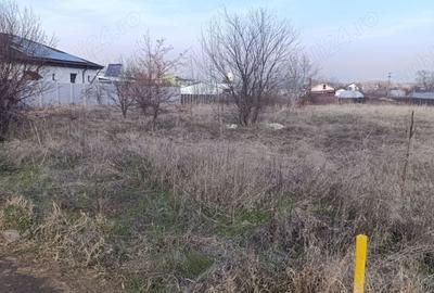 Teren de 1700 mp, în Nanov - 5