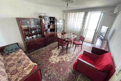 Apartament cu 3 camere decomandat, mobilat în CET