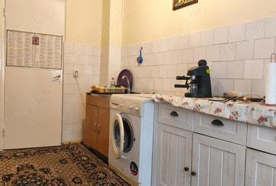 Apartament cu 3 camere decomandat în Central - 20