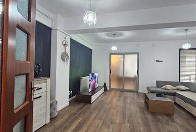 Apartament 77 mp  cu balcon etj.3  de vanzare in Onesti - 3