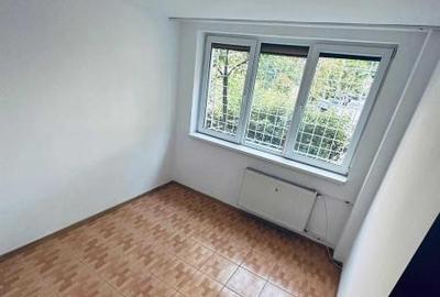 Vanzare apartament 4 camere Militari Apusului ! - 3