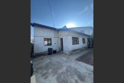 Casa Duplex partial finalizata,  zona Andrei Muresanu