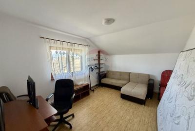 Casă cu 5 camere cu Teren 3400 Mp în Răchitosu - 19