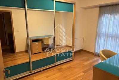 Apartament cu 3 camere decomandat în Cetății - 3