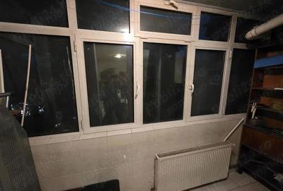 De vanzare apartament de 3 camere in Titan, metrou Costin Georgian, centrala - 9