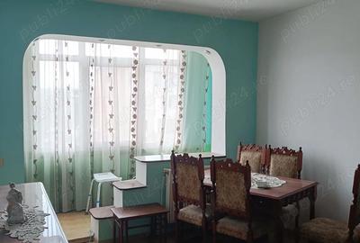 Apartament cu 3 camere decomandat în Central - 1