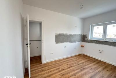 Casă cu 4 camere cu Teren 325 Mp în Central - 10