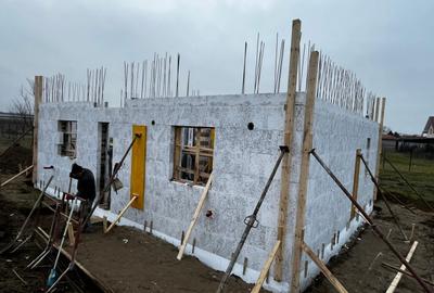 Casă cu 4 camere în Central - 3