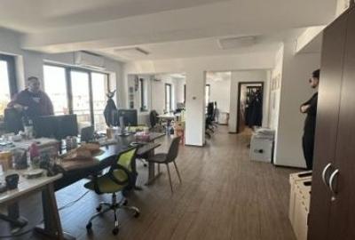 Spațiu comercial, de 650 mp, în Titulescu - 4