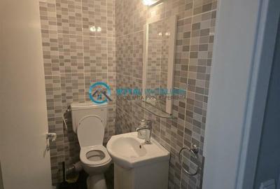 Royal Imobiliare - Vanzare apartament 3 camere, zona 9 Mai - 12