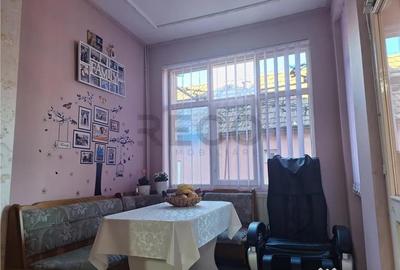 Casă cu 5 camere cu Canalizare în Tărian - 11