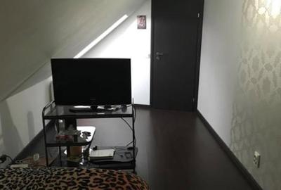 Casă cu 5 camere cu Teren 1500 Mp în Reghin - 1