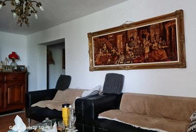 Casă cu 6 camere cu Teren 1140 Mp în Central