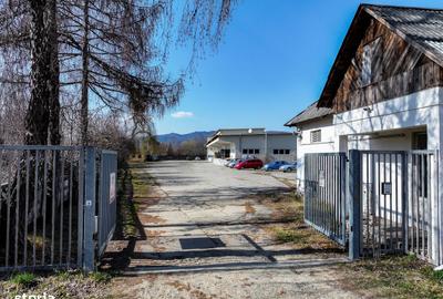 Spațiu comercial, de 2,581 mp, în Central