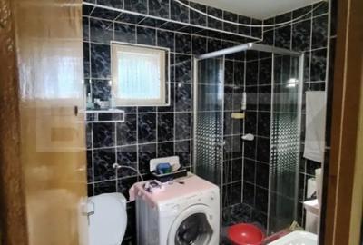 Casă cu 4 camere cu Teren 582 Mp în Livezeni