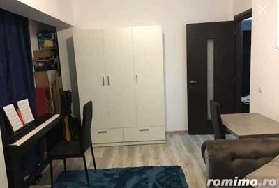 Apartament cu 2 camere decomandat în P-ța Victoriei - 6
