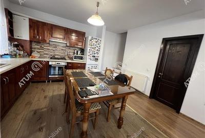 Casa cu 4 camere 2 bai si curte proprie in zona Arhitectilor - 15