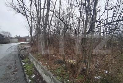 Teren de 580 mp, în Priseaca