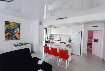 Apartament cu 4 camere decomandat în Primo