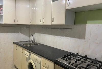 Garsonieră semidecomandată în Gara de Nord