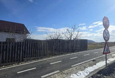 Teren de 3600 mp, în Central - 1