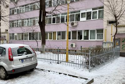 Apartament cu 3 camere semidecomandat, mobilat în Câmpia Libertății - 15