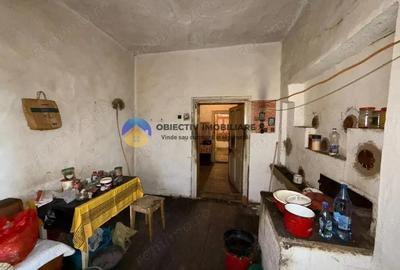 Casa + teren spa?ios de vanzare Girov - 15