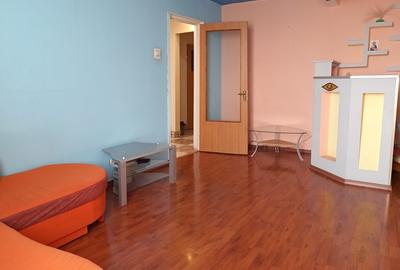 Apartament cu 3 camere decomandat în Mărgeanului - 3