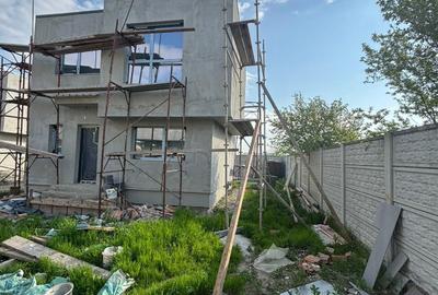 Casă cu 3 camere în Exterior Vest