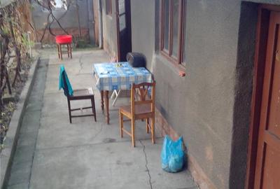 Casă cu 7 camere în Spini - 8