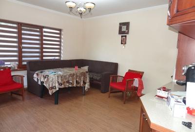 Valu lui Traian Vila 5 camere cu curte. - 6